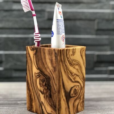 Toothbrush tumbler SQUARE made of olive wood