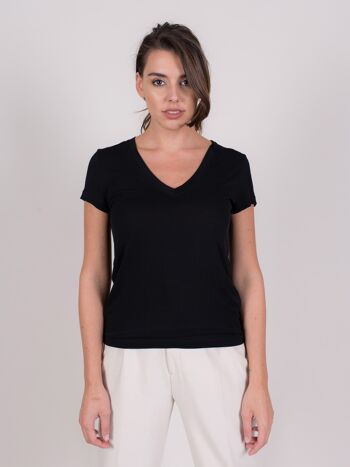 T-shirt femme noir en viscose manches courtes col V - BERLIN 3
