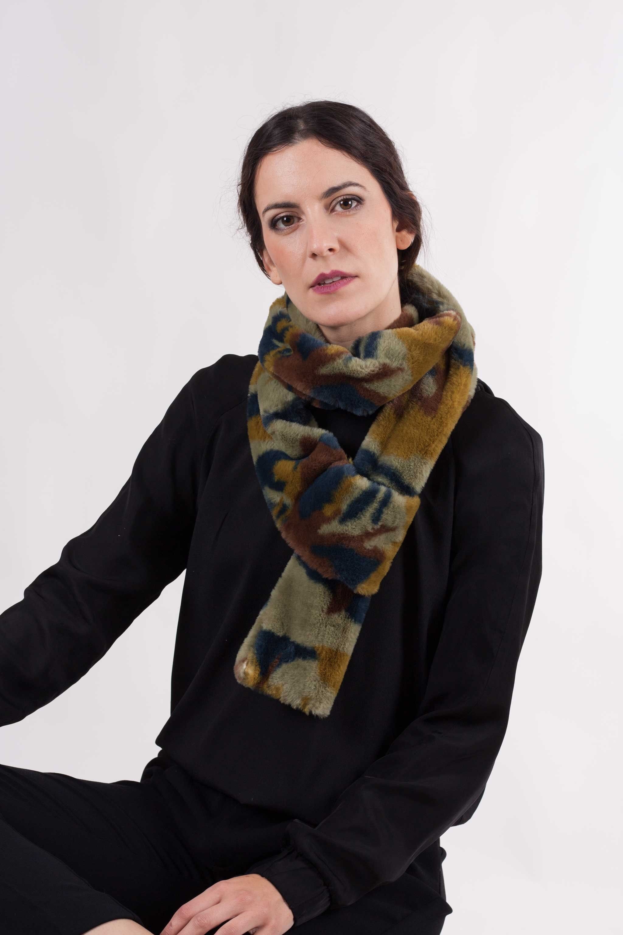 Bedruckter Schal aus Ökoleder - GRÜN - 150X10CM