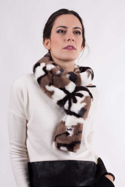 Bufanda Ecopiel Estampada Print - MARRÓN - 150X10CM