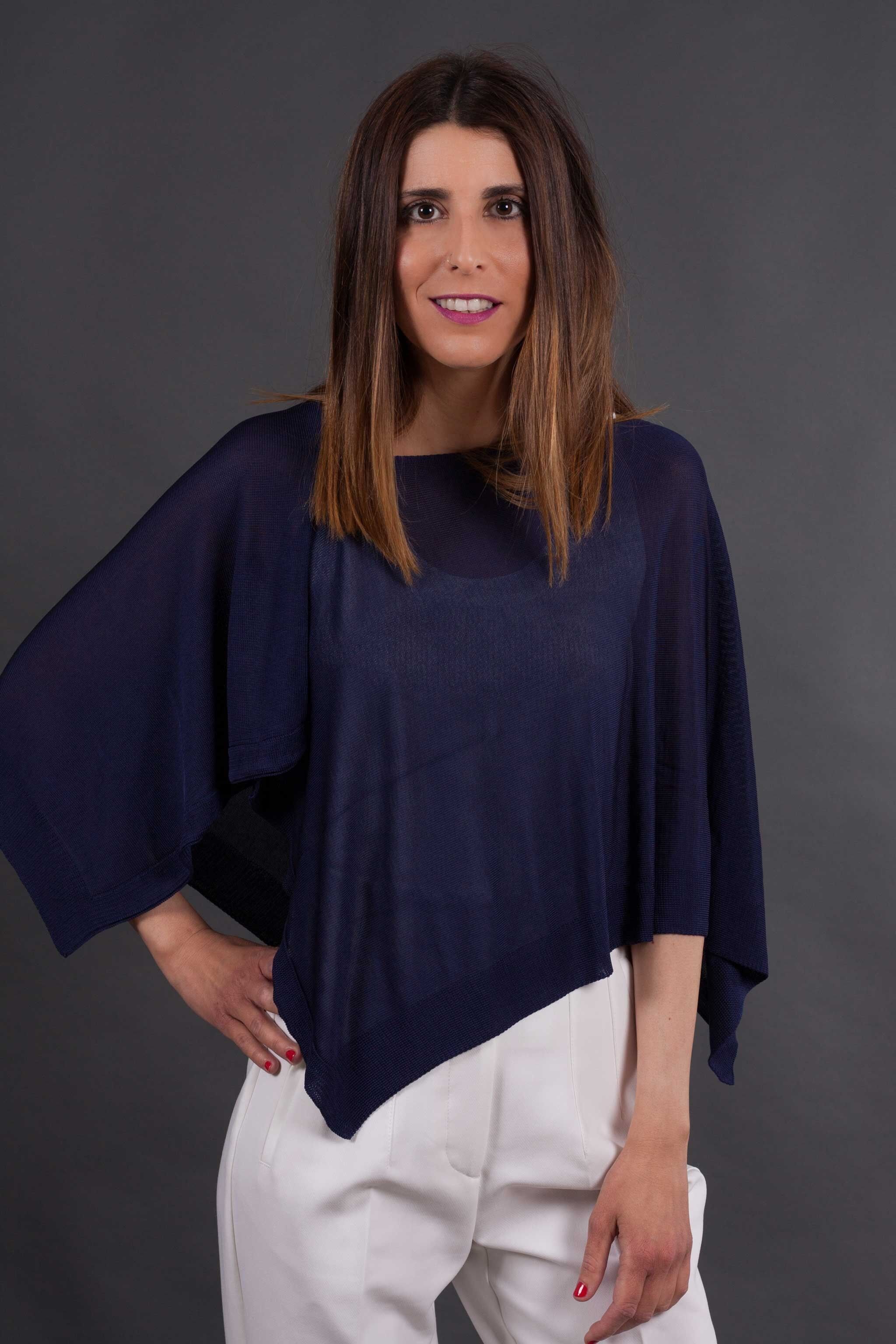 Poncho Abril - MARINEBLAU