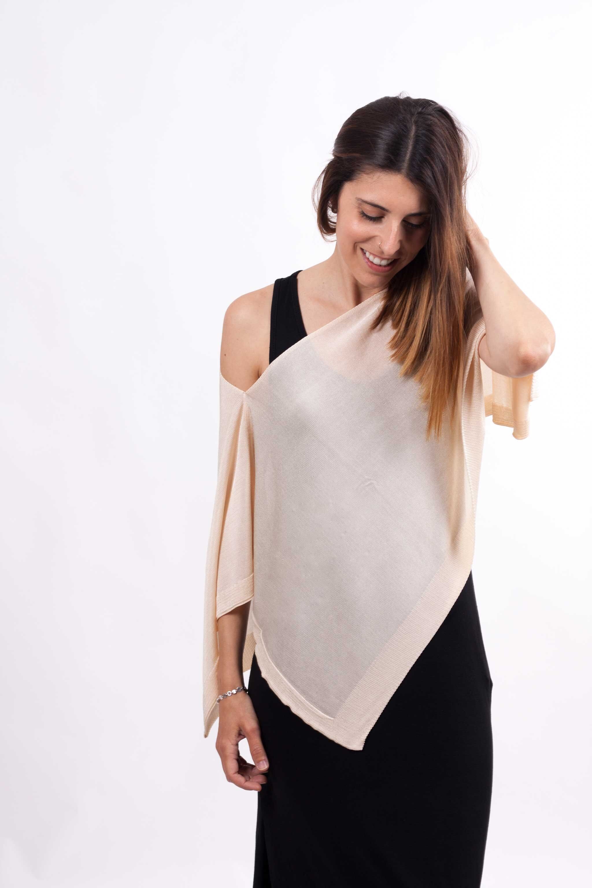 Poncho Abril - BEIGE