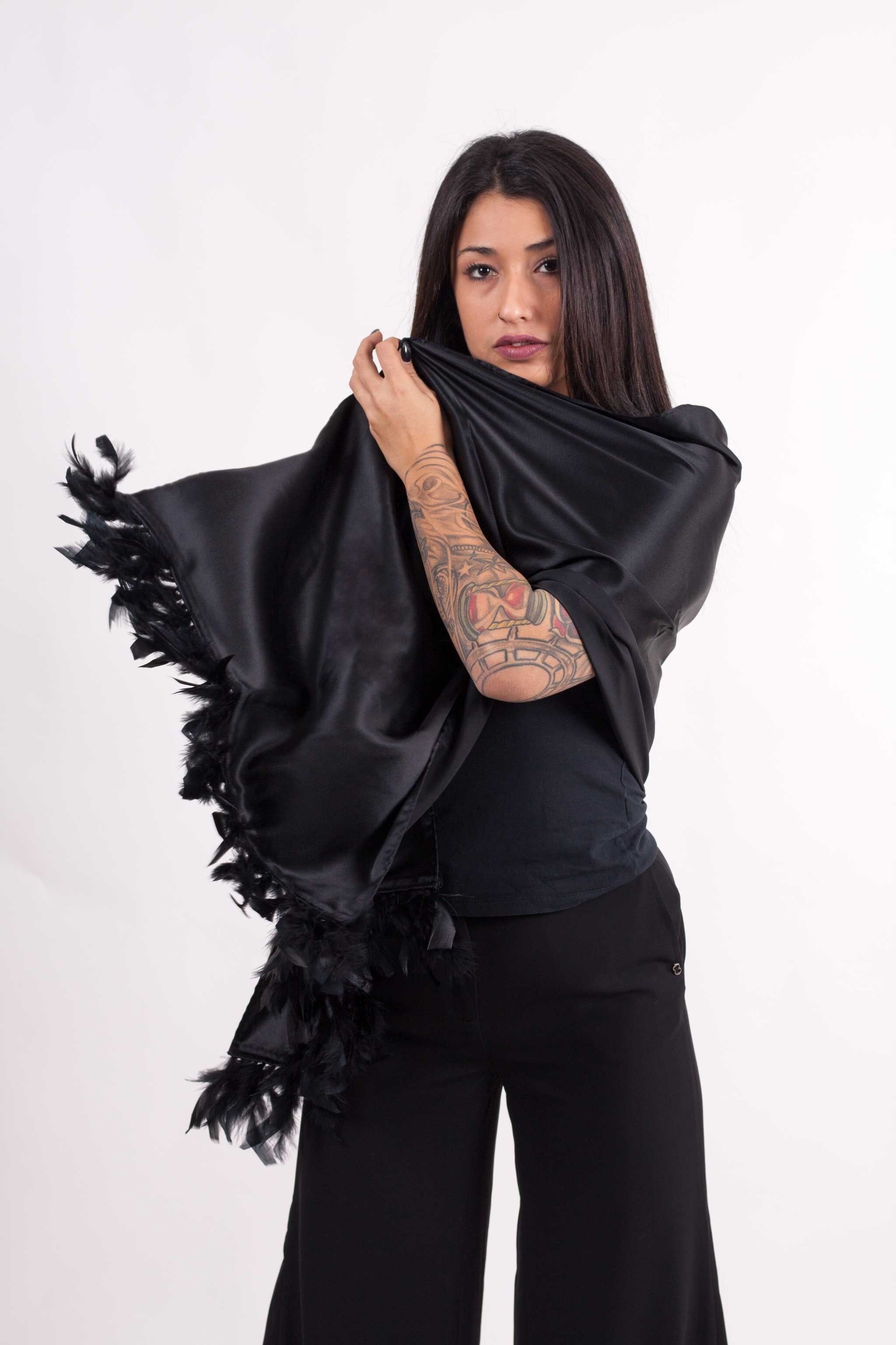 Naturseidenstola mit Federn