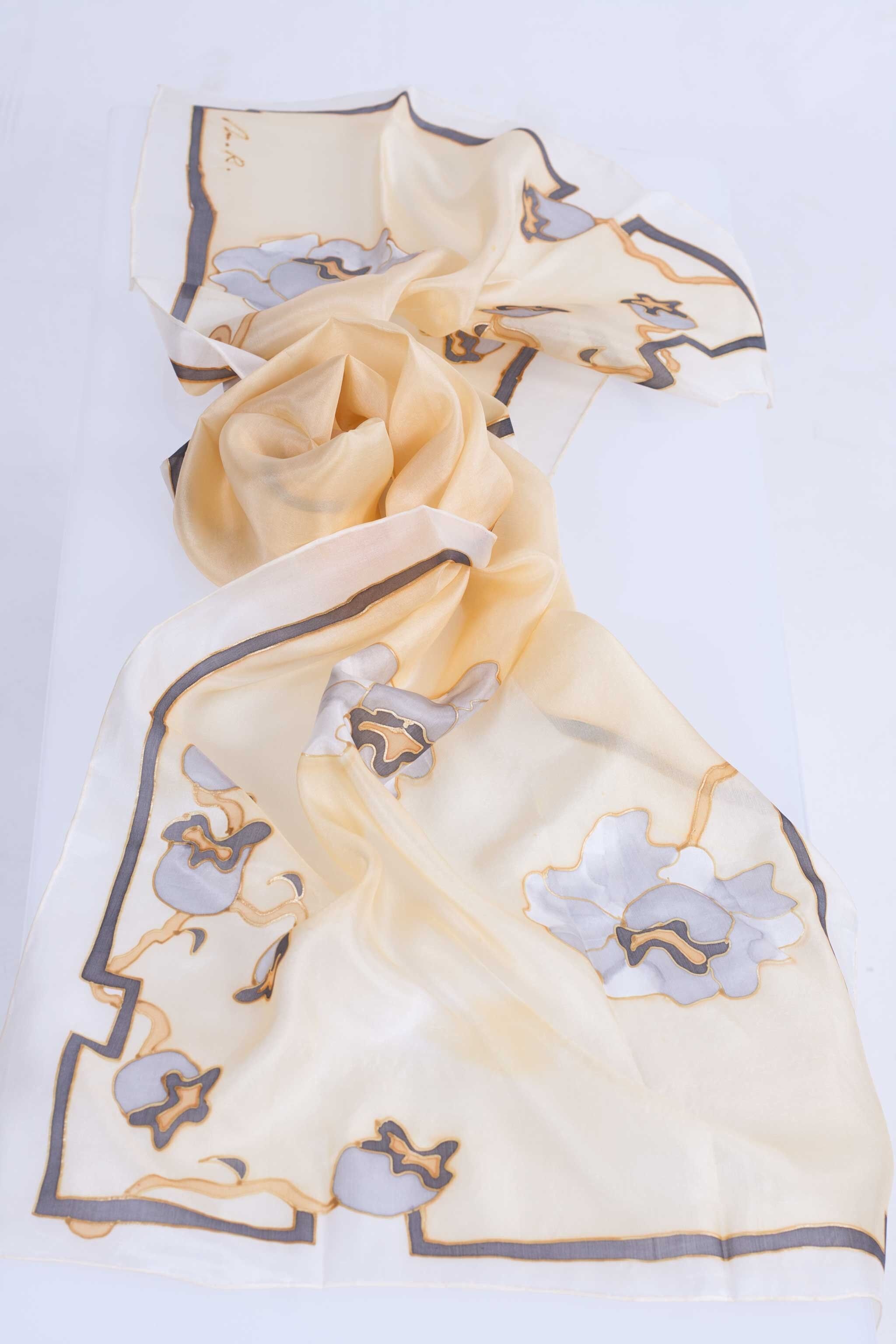 Handbemalter Naturseidenschal