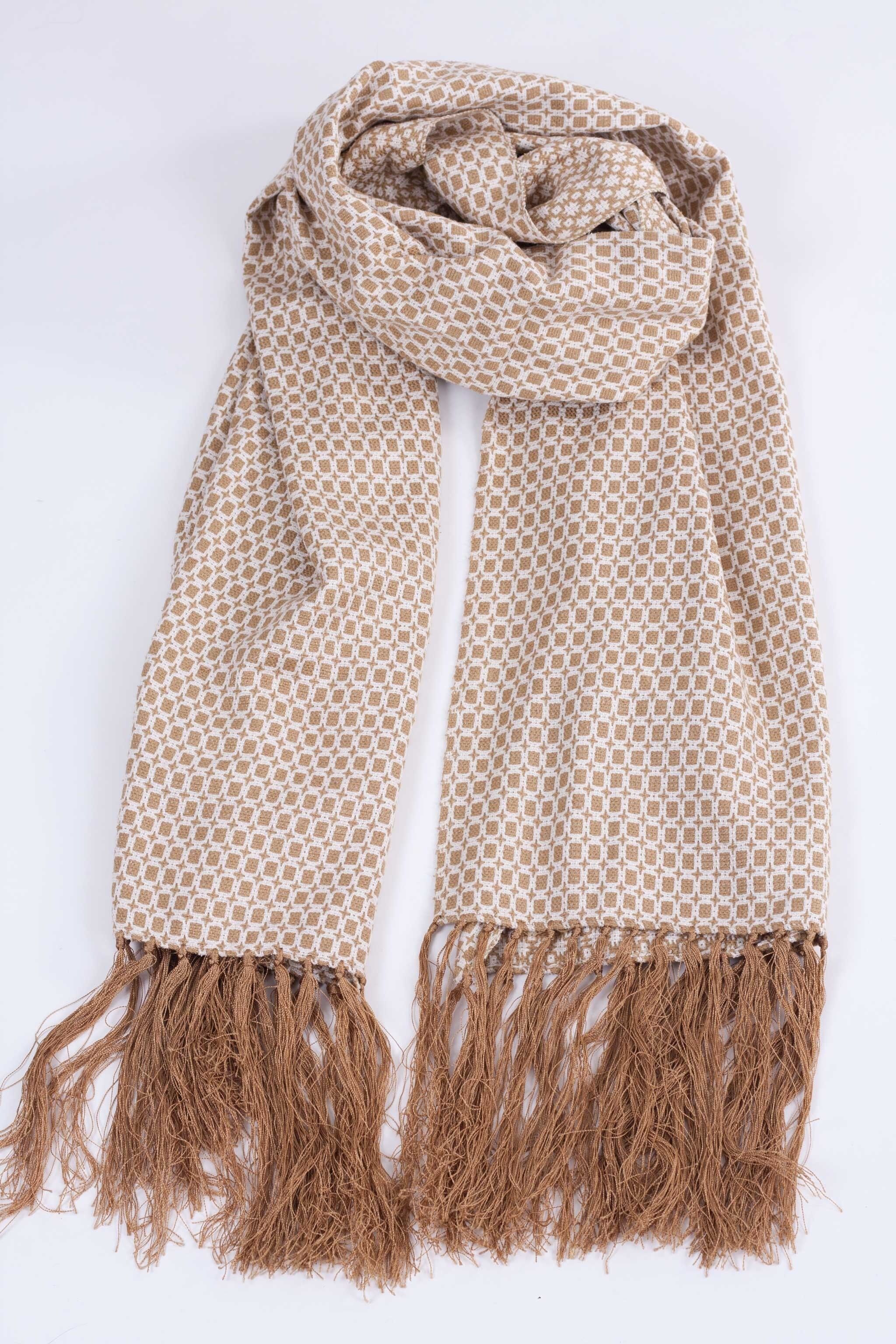 Stola in seta jacquard con frange