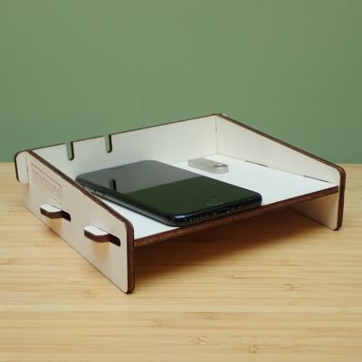 Wooden storage compartment (x1)