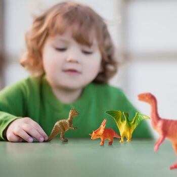 70 petits dinosaures Mini Jurassic Figures Kids Toy Play Set - 16 Dino différents avec bac de rangement 2
