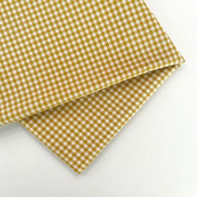 Kleiner ockerfarbener Gingham-Stoff