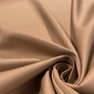 Tessuto in raso di lycra di cotone beige