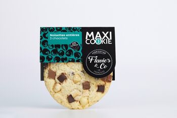 Cookie noisettes entières – 3 chocolats 1