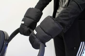 Gants de poussette Warmmuff 7AM : Chauds et pratiques - Parfaits pour les promenades hivernales - Peluche noire 2