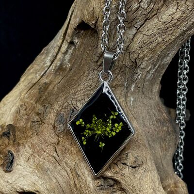 Resin rhombus pendant with encapsulated green ammi majus flower