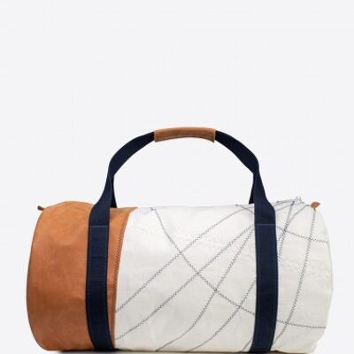 Onshore Belem travel bag in 100% recycled sail