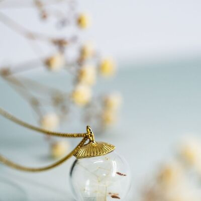 Lion tooth flower pendant (16mm)