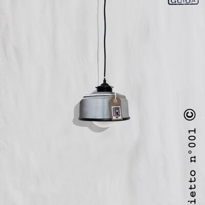 Hanging / ceiling lamp nikel / silver color and black details... eco friendly & handmade : recycled from coffee can ! Light bulb included - Option A. : NO plug - 1 lamp (€54.00)