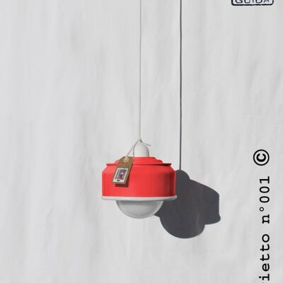 Hanging / ceiling lamp fluorescent red and white details... eco friendly & handmade : recycled from coffee can ! Light bulb included - Option B.: YES plug - 3 lamps (€150.00)