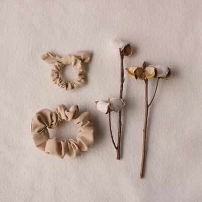 Juego de 2 cintas para el pelo hechas a mano Mini Me de SCRUNCHIES - Crema