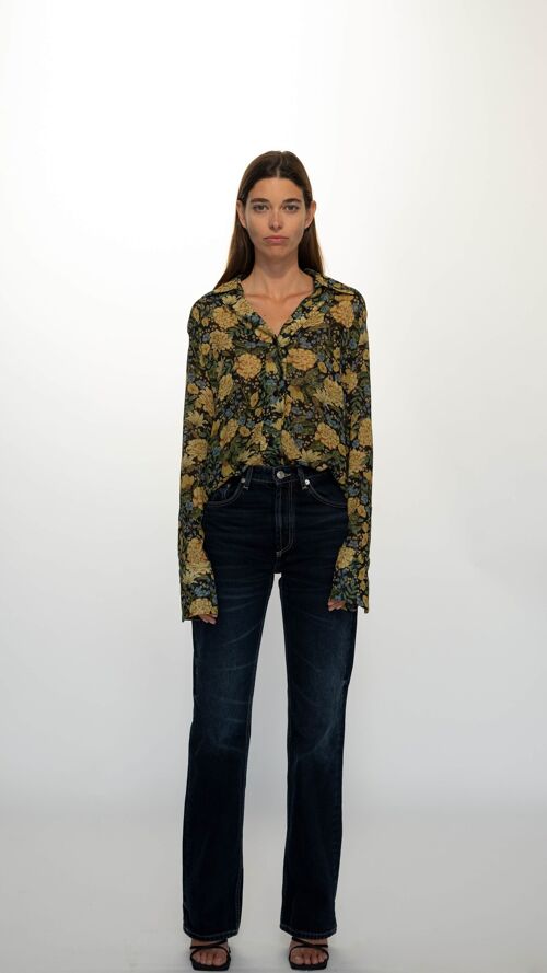 Floral print shirt featuring a V-neckline