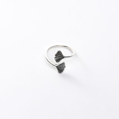 Silver Leaf Ring