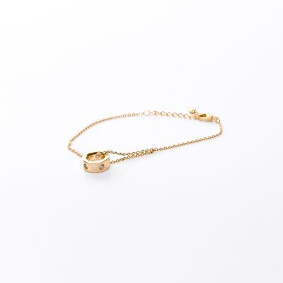 Shiny gold hoop bracelet