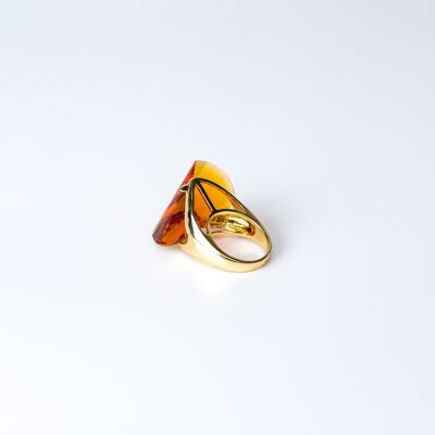 Amber stone ring