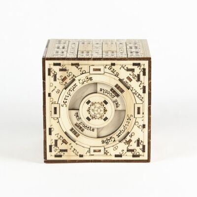 Puzzle box to build "SCRIPTUM CUBE"