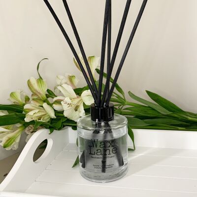 Luxury Reed Diffuser – Black Raspberry & Peppercorn