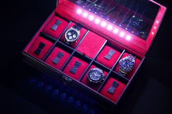 Boîtier de 9 montres avec éclairage LED, Collection Carbon 1