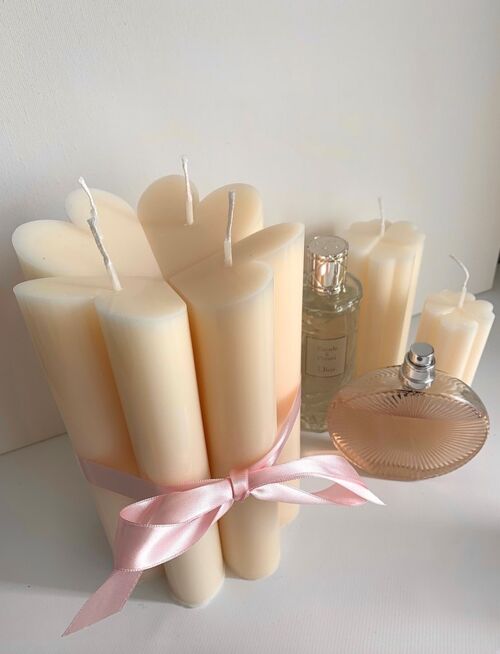 Large heart column candle