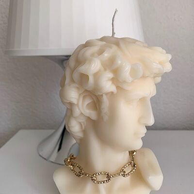 Sculpture candle in cream