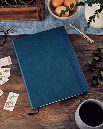 Journal en cuir végétalien à couverture rigide ligné A4 bleu symphonique 2
