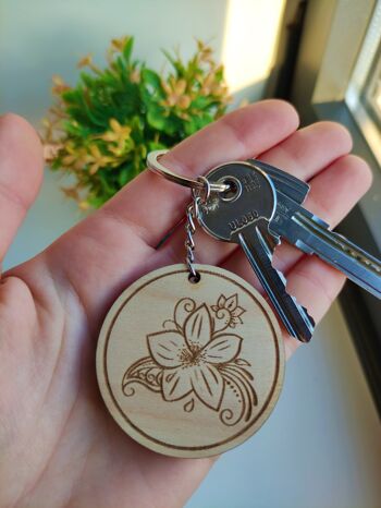 Porte-clés fleur en bois, accessoire porte-clés en bois 2