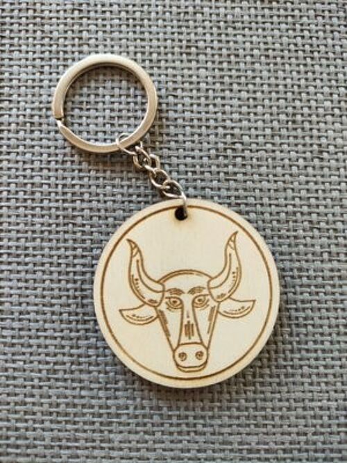 Wooden Bull Sign Keychain, Wood Zodiac Keyring Acessory - 2