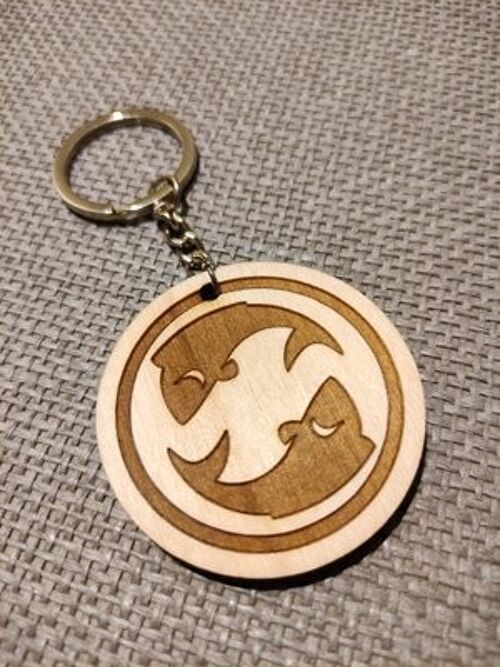 Wooden Pisces Sign Keychain, Wood Zodiac Keyring Acessory