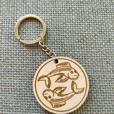 Wooden Pisces Sign Keychain, Wood Zodiac Keyring Acessory - 2