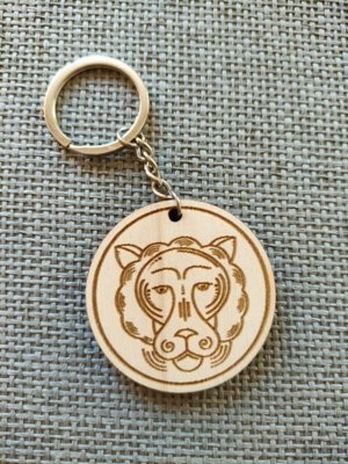 Wooden Lion Sign Keychain, Wood Zodiac Keyring Acessory - 2