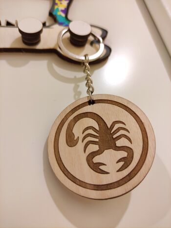 Porte-clés en bois signe Scorpion, accessoire porte-clés zodiaque en bois 4