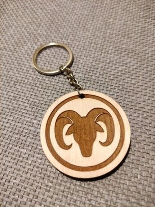 Wooden Aries Sign Keychain, Wood Zodiac Keyring Acessory - 2