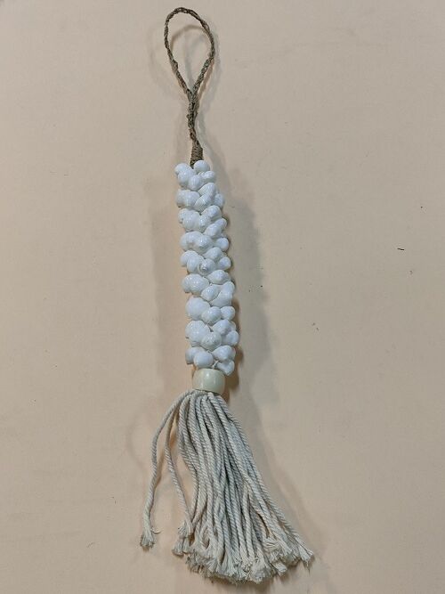 Tassel shell decoration