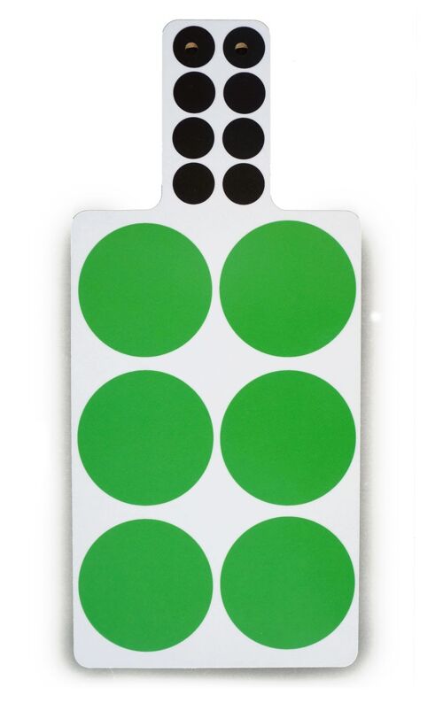 Cutting board / green dots