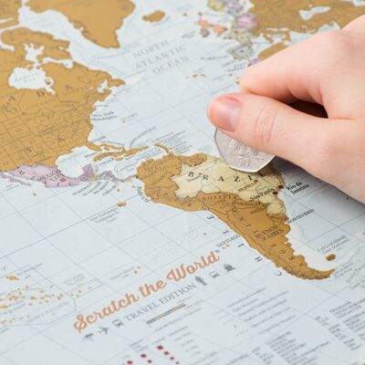 Mapa Scratch the World® en tamaño de viaje.
