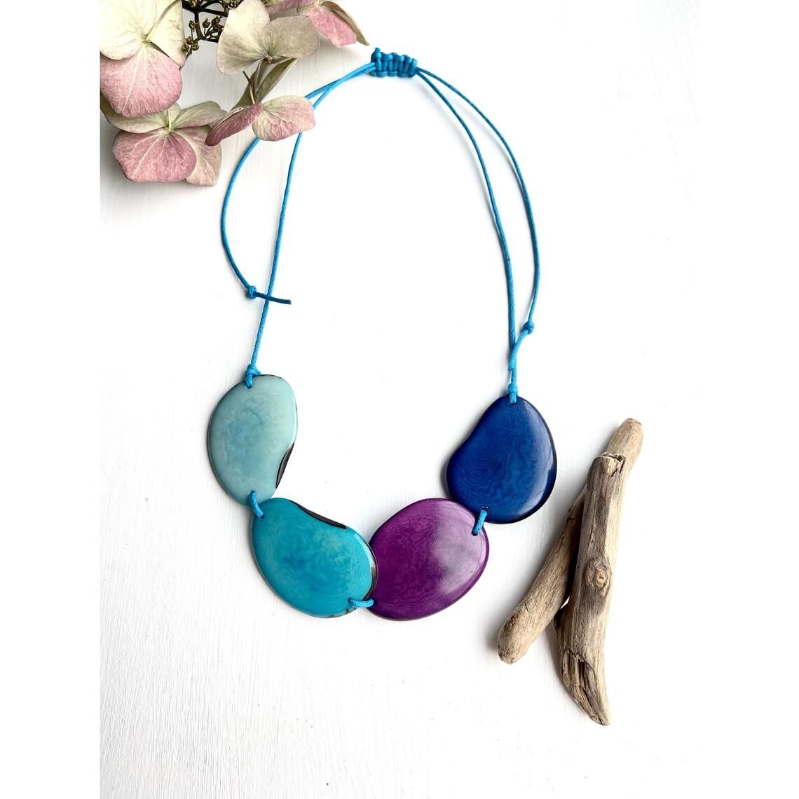 Light Midnight Blues Tagua Perlenkette – BRIGHT BLUE Thread