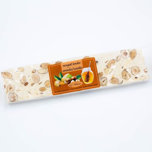 Barre de nougat tendre aux amandes et noisettes - 100g