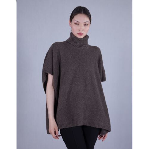 Poncho Uiya