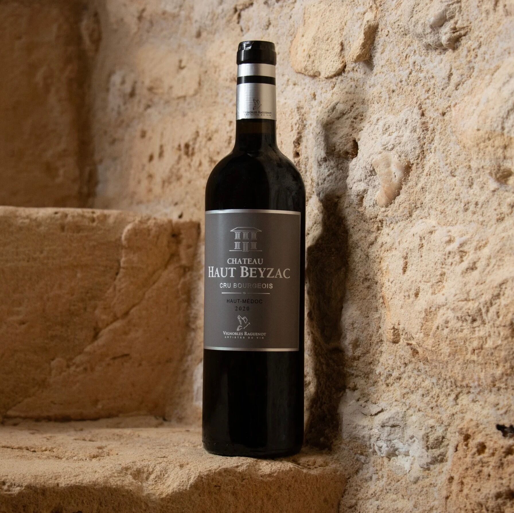 CHATEAU HAUT BEYZAC, AOC Haut Medoc, Cru Bourgeois, Merlot, Cabernet Sauvignon, 750 ml