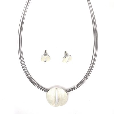 Set of 2 pieces necklace/ear studs vs/matt white/pearl