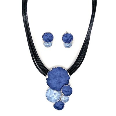 Parure 2 pièces collier/clous d'oreilles rhodié bleu, bracelet textile noir