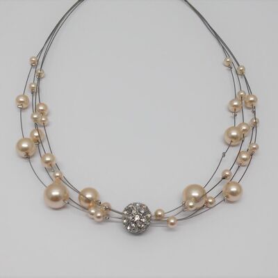 Anello in acciaio 4-rhg con perle e strass