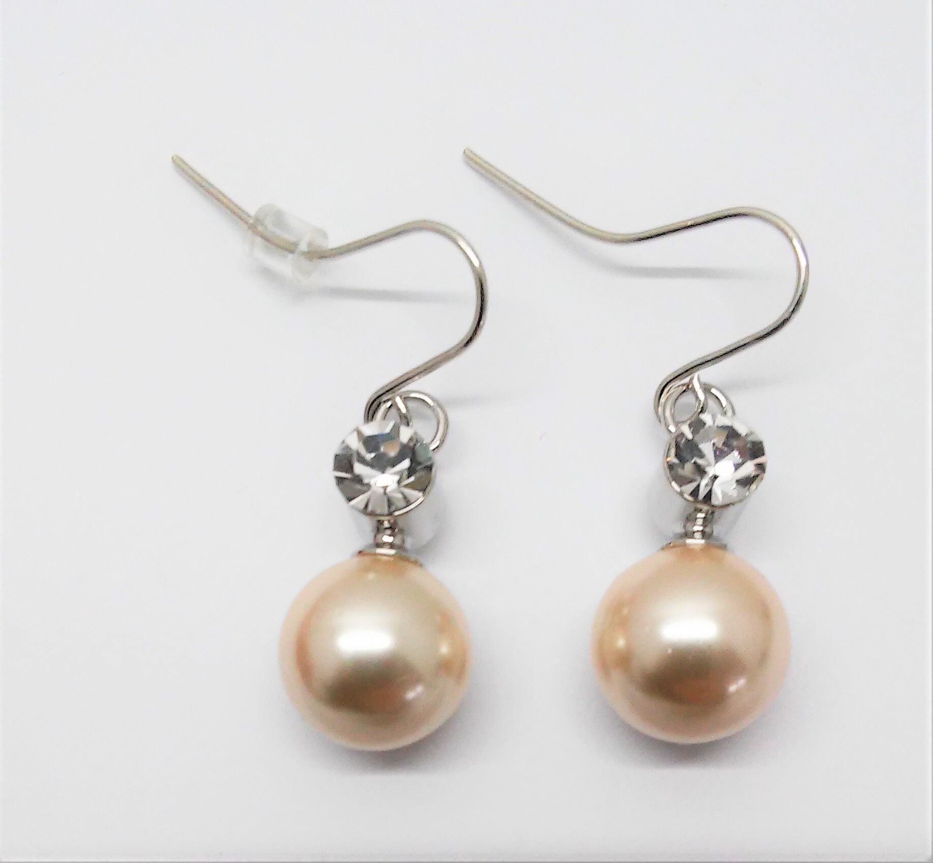 Orecchini rodiati perla bianca