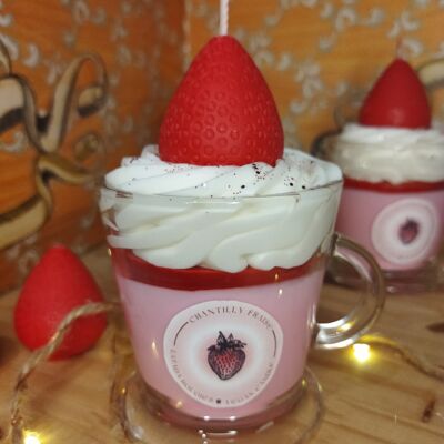 Gourmet candle Strawberry whipped cream